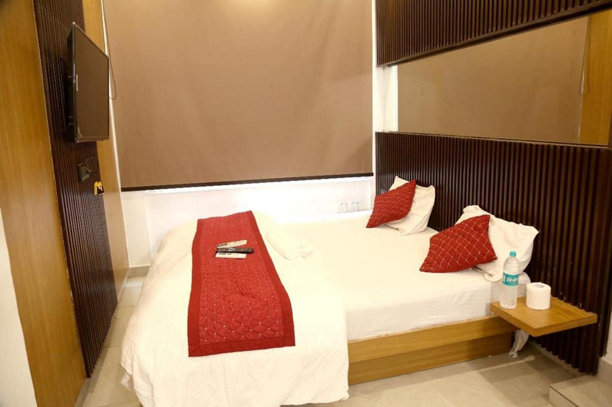 Bunk Hostel Delhi Best Backpacking Accommodation Нью-Делі Екстер'єр фото