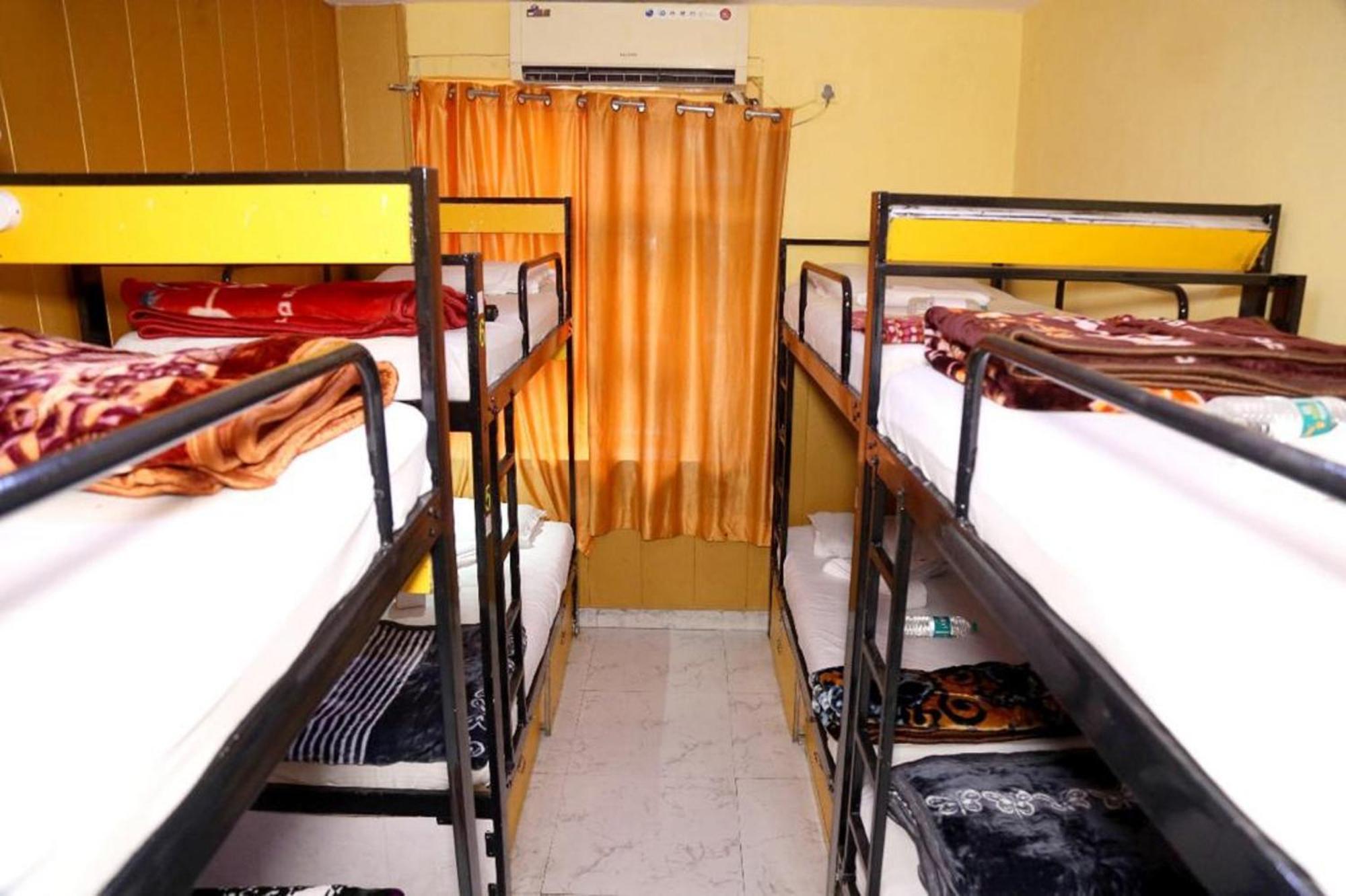 Bunk Hostel Delhi Best Backpacking Accommodation Нью-Делі Екстер'єр фото