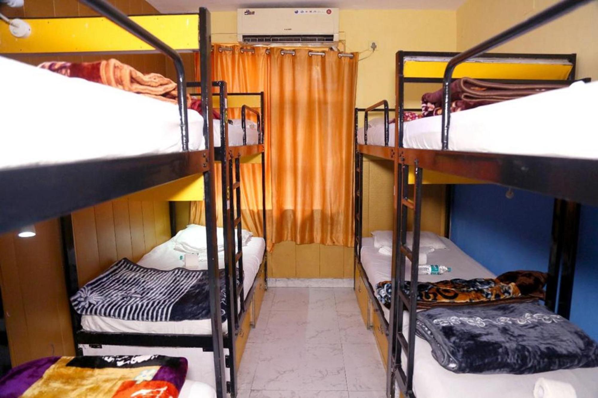 Bunk Hostel Delhi Best Backpacking Accommodation Нью-Делі Екстер'єр фото